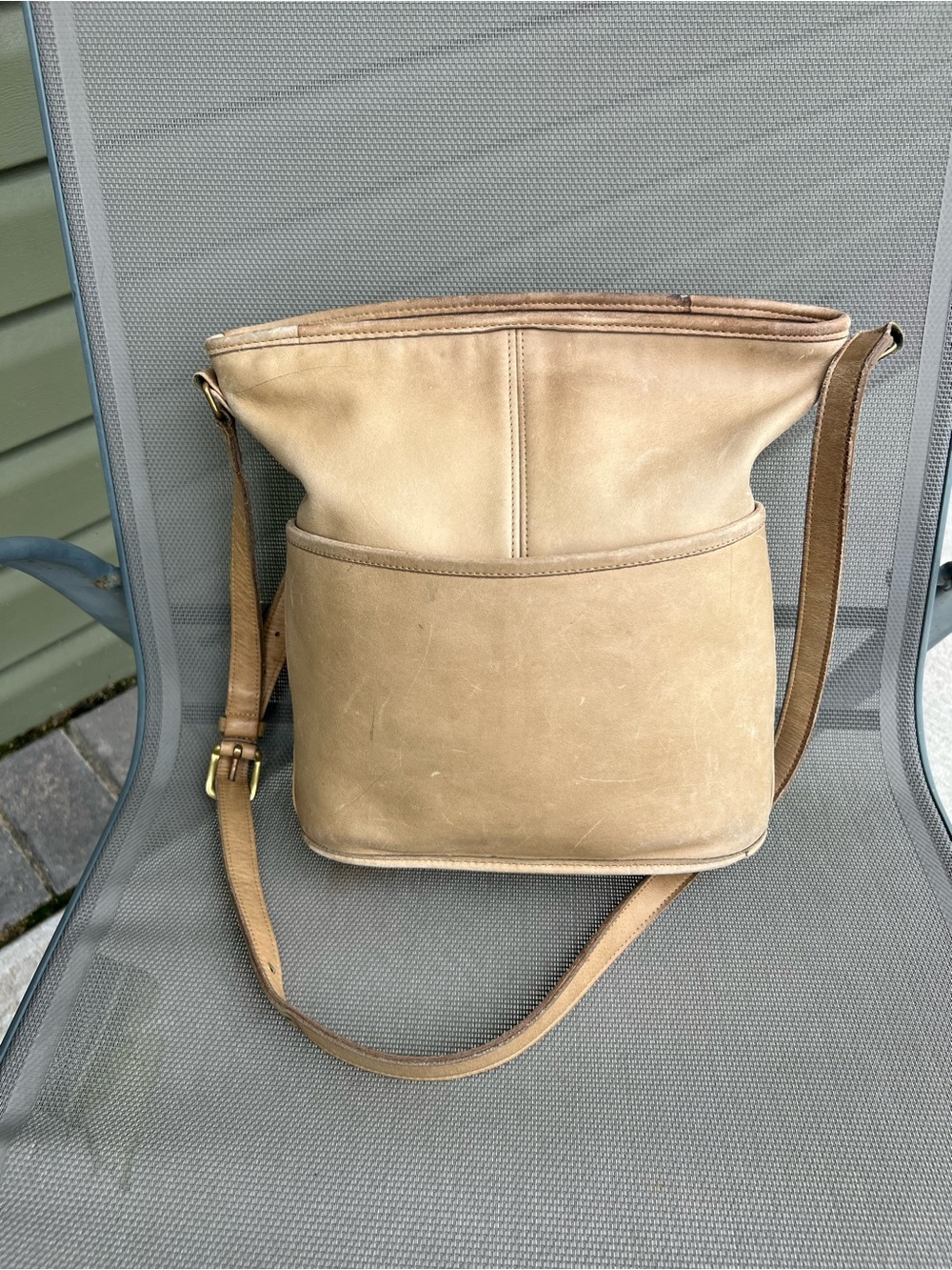 MAKE OFFER!! Coach Bleeker made in USA crossbody bag purse tan vintage western
